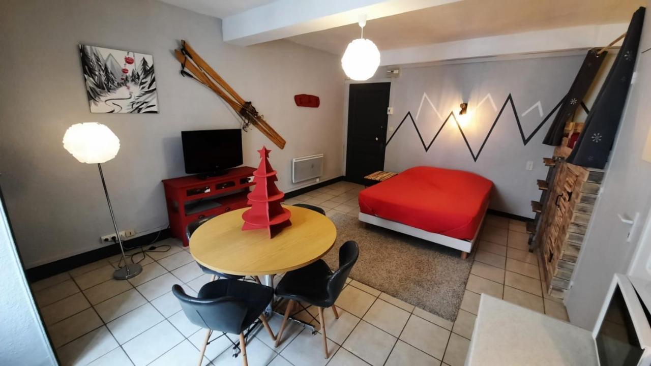 Un petit studio à la montagne Ax-les-Thermes Exterior foto